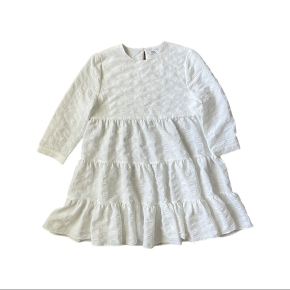 ZARA Tiered Textured White Mini Dress LIKE NEW!! - Picture 2 of 7